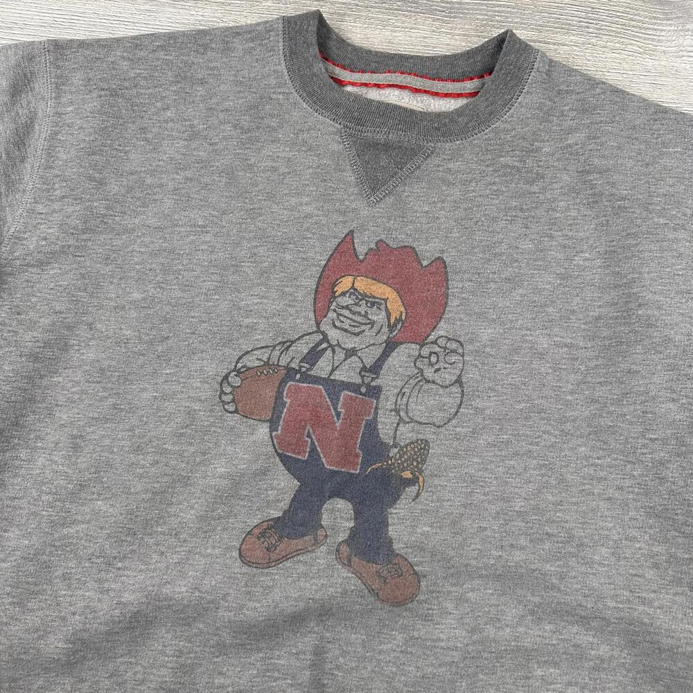 Nebraska Cornhuskers Sweatshirt Mens Large Heather Gray Herbie Husker Banner '47 - Picture 2 of 7